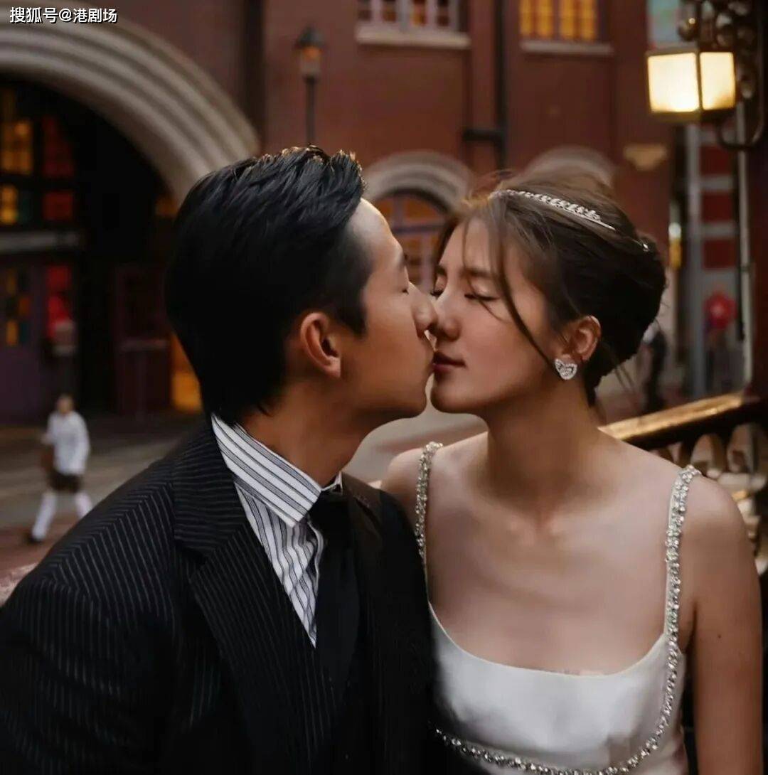 TVB女星直播自曝被老公「呃」足5年？罕爆嫁入豪门前秘密恋情封面图
