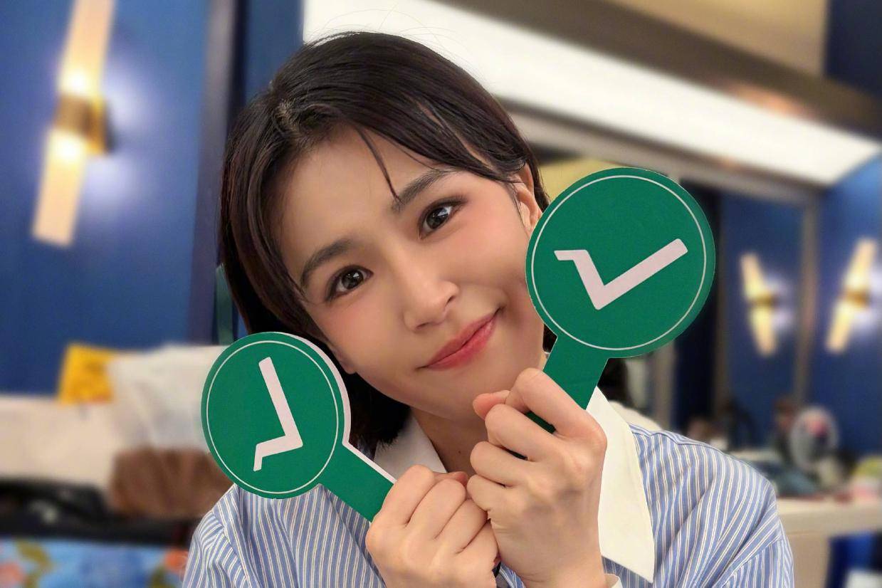 黄灿灿为《浪姐》舞台失误道歉！曾沛慈留言安慰：人都会失误封面图